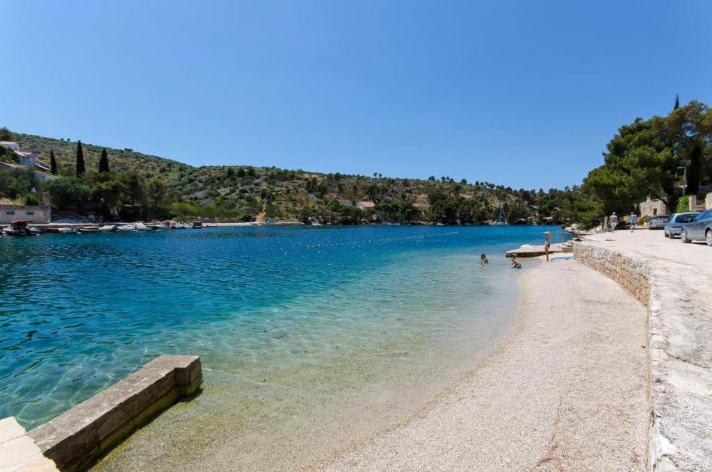 Amare Apartments Bobovisca Bagian luar foto