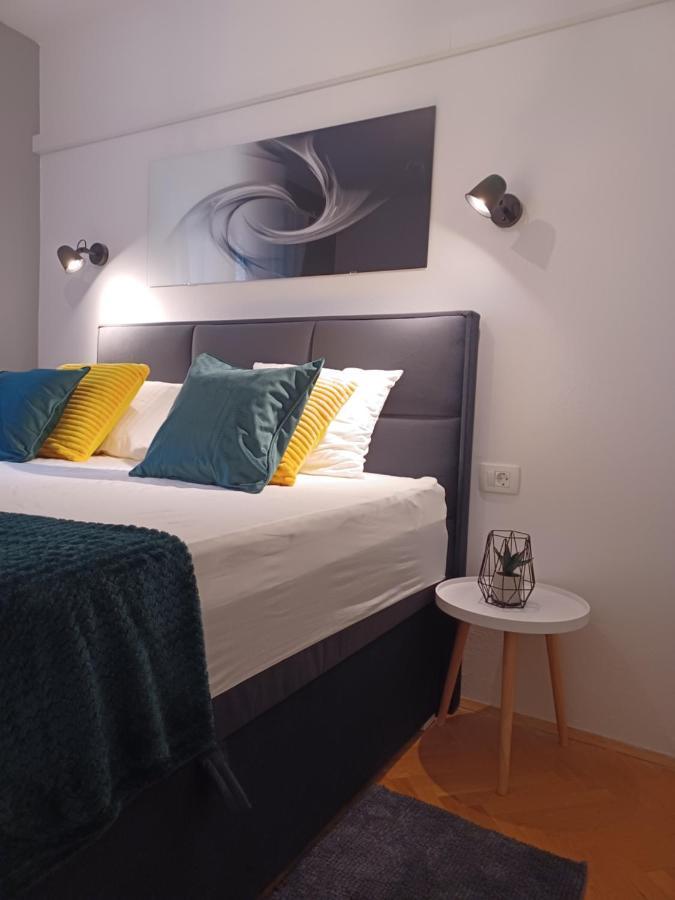 Amare Apartments Bobovisca Bagian luar foto