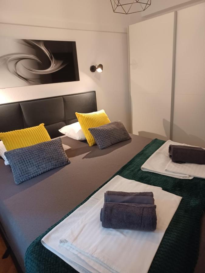 Amare Apartments Bobovisca Bagian luar foto