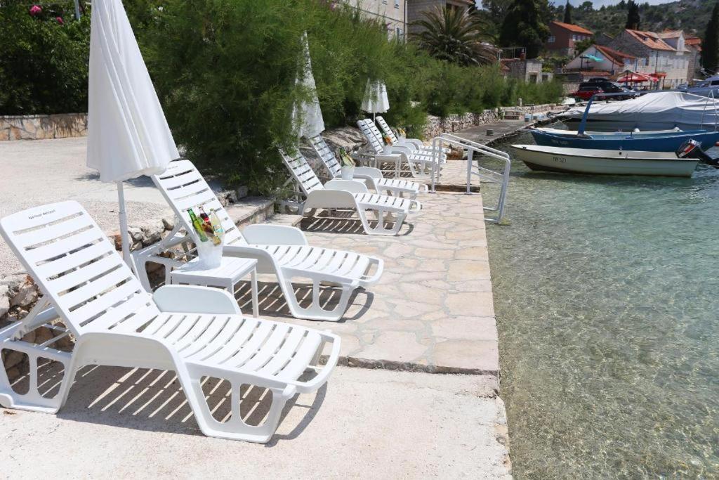 Amare Apartments Bobovisca Bagian luar foto