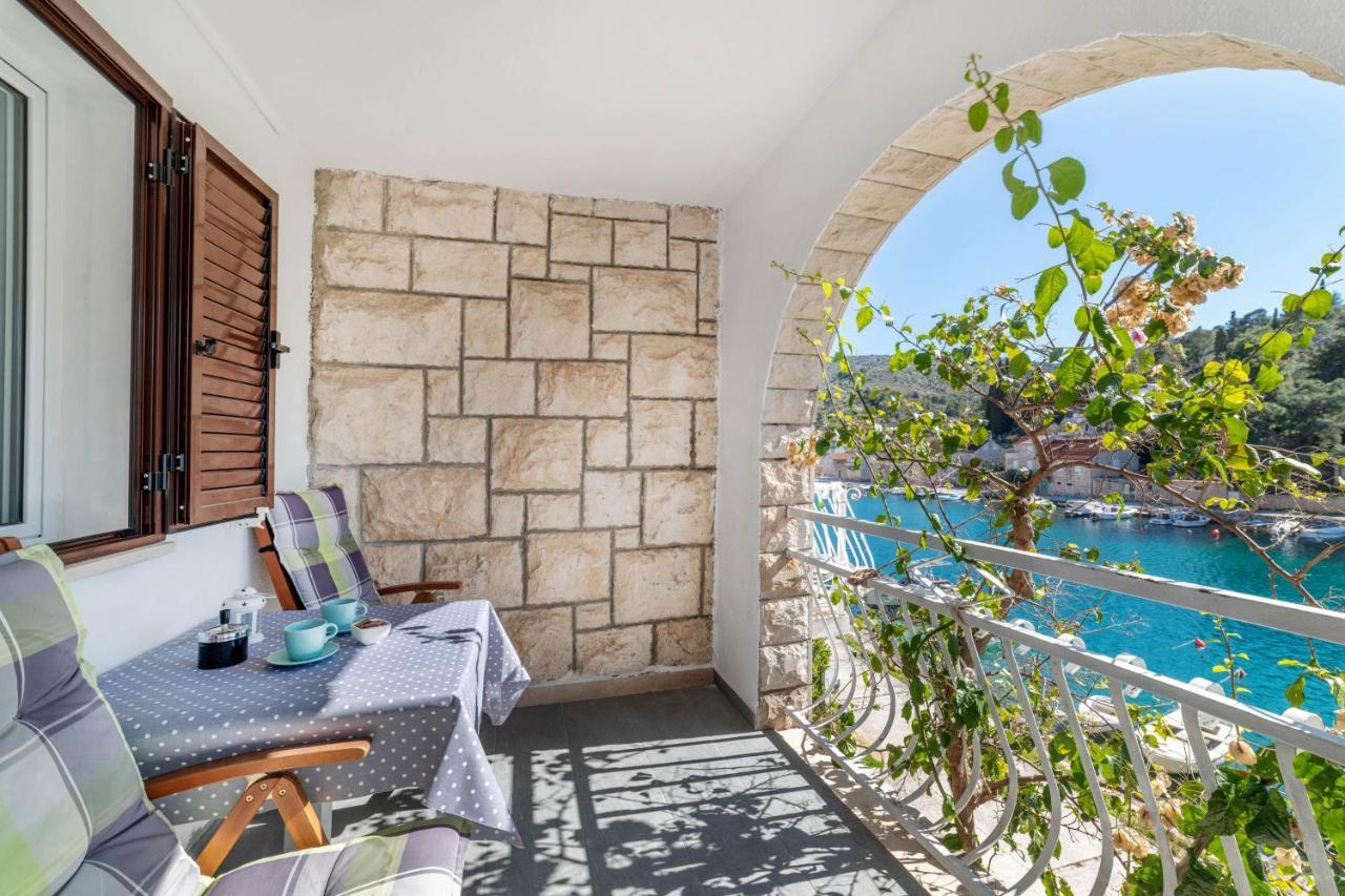 Amare Apartments Bobovisca Bagian luar foto