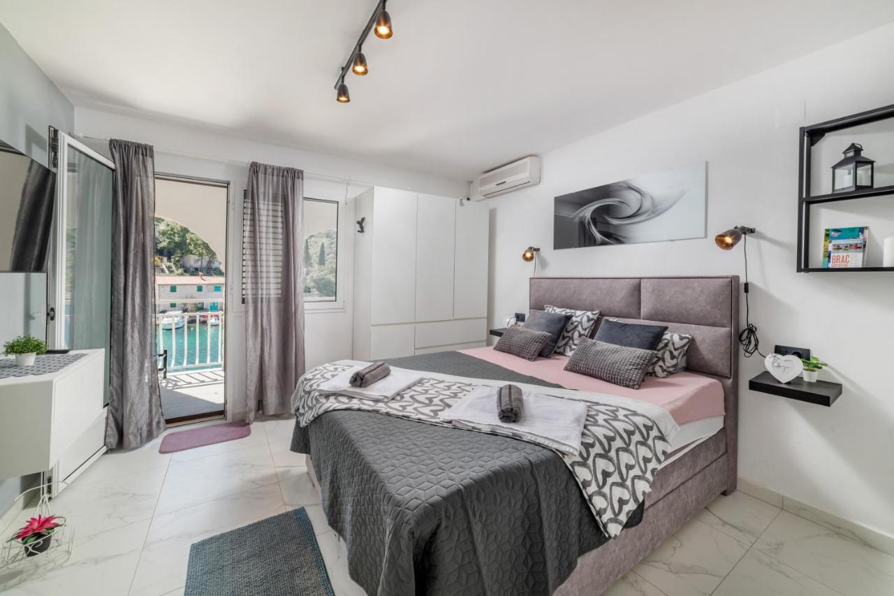 Amare Apartments Bobovisca Bagian luar foto