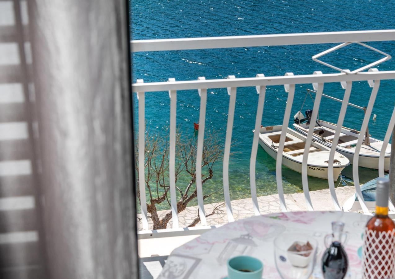 Amare Apartments Bobovisca Bagian luar foto