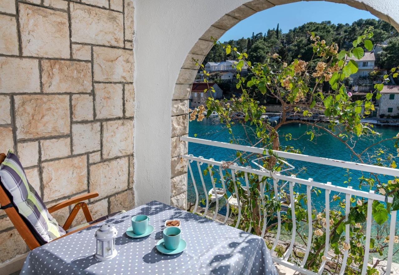 Amare Apartments Bobovisca Bagian luar foto